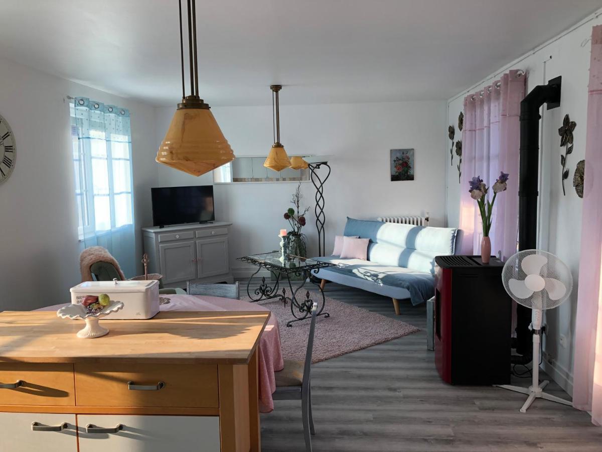 Appartement In Chateau Saint Claude An Der Saone Mantoche Kültér fotó